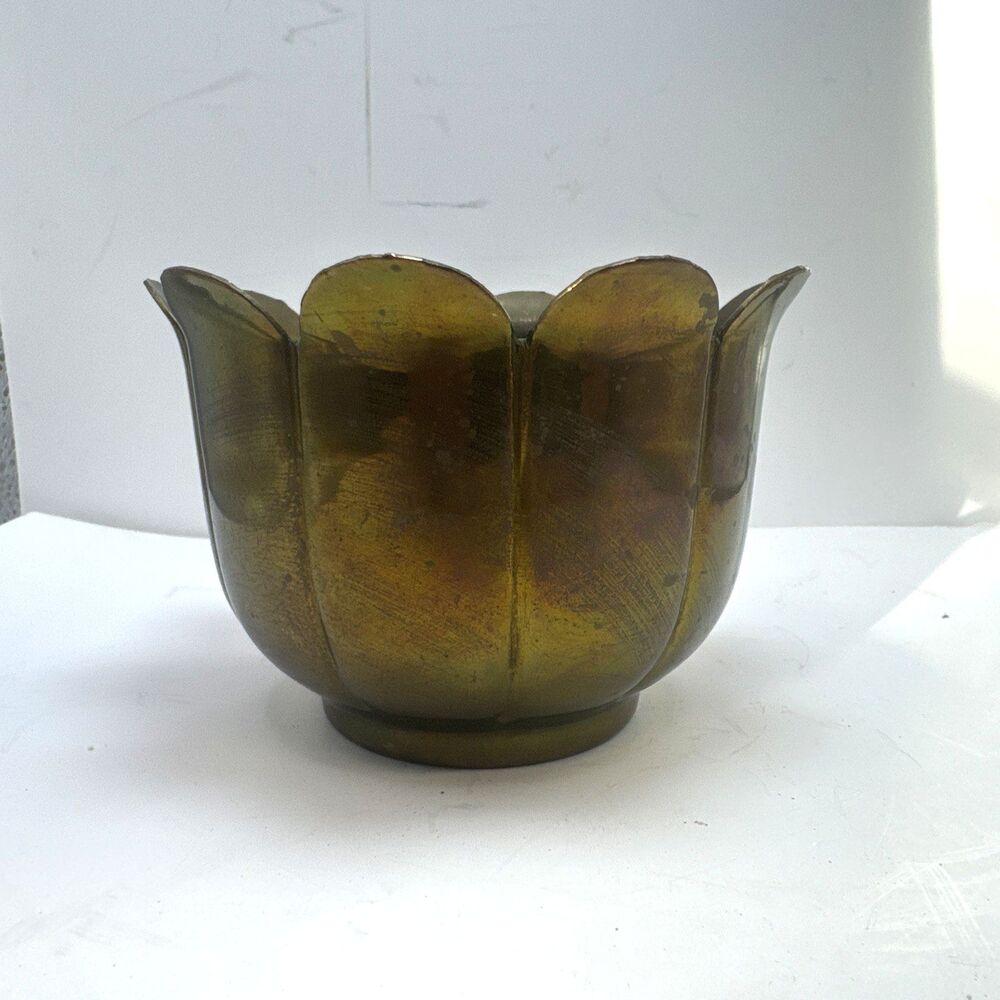 Vintage Beautiful Brass Lotus Bowl Planter Candle Holder 3.5 X 4.5 inch - Picture 2 of 4